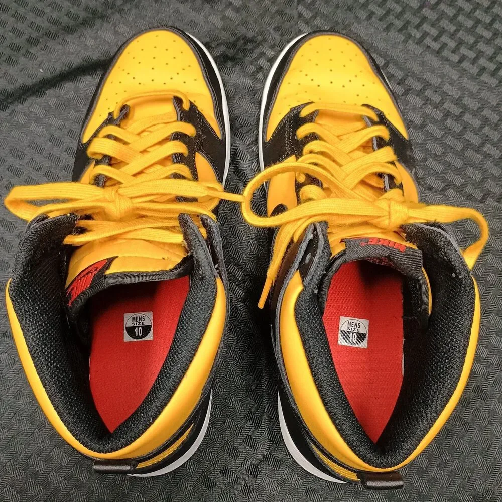 Nike Reverse Goldenrod DD1399-700 Size 10 Mens Used No Box